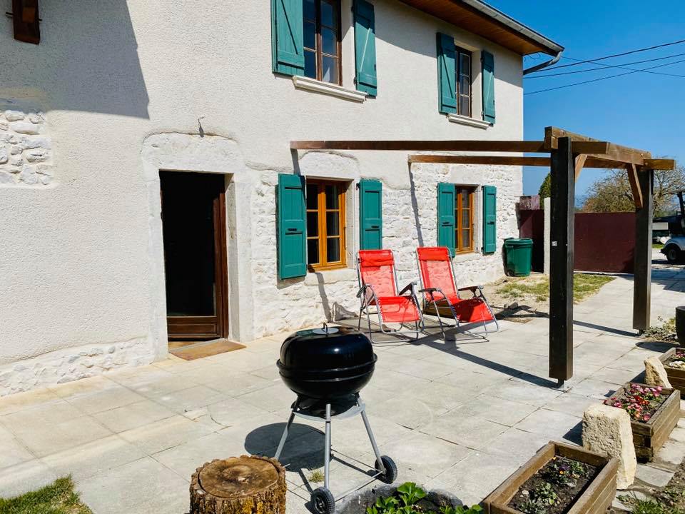 La Maison Des Pecheurs Domaine De Suzel Organisation De Mariages Et D Evenements A Vignieu Isere